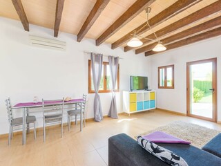 Villa Sencelles Características 89