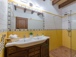 Villa Sencelles Características 98