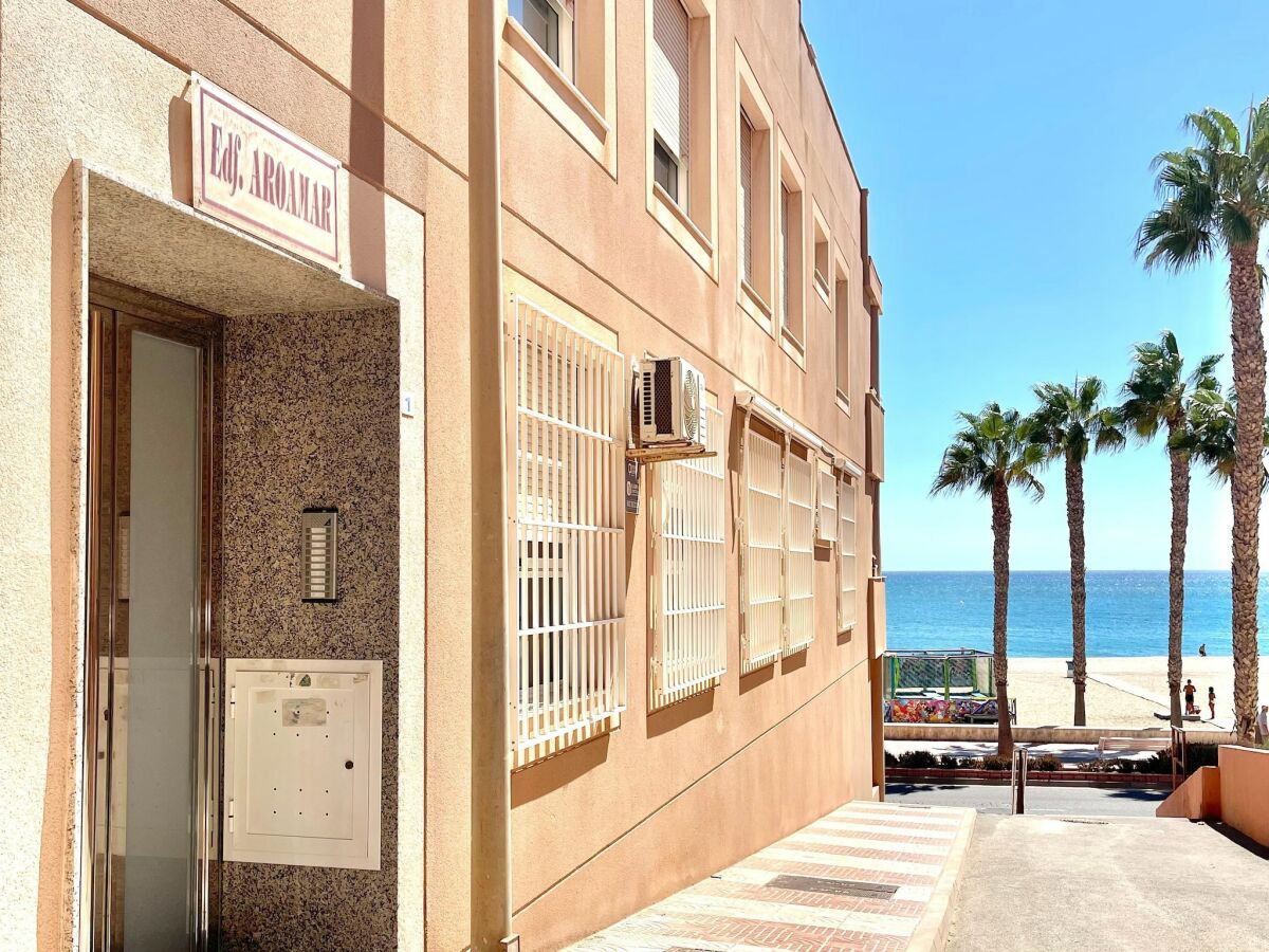 Apartment Roquetas de Mar Außenaufnahme 4