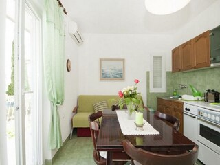 Apartment Mirca Features 7