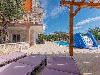 Appartement Brodarica Buitenaudio-opname 7
