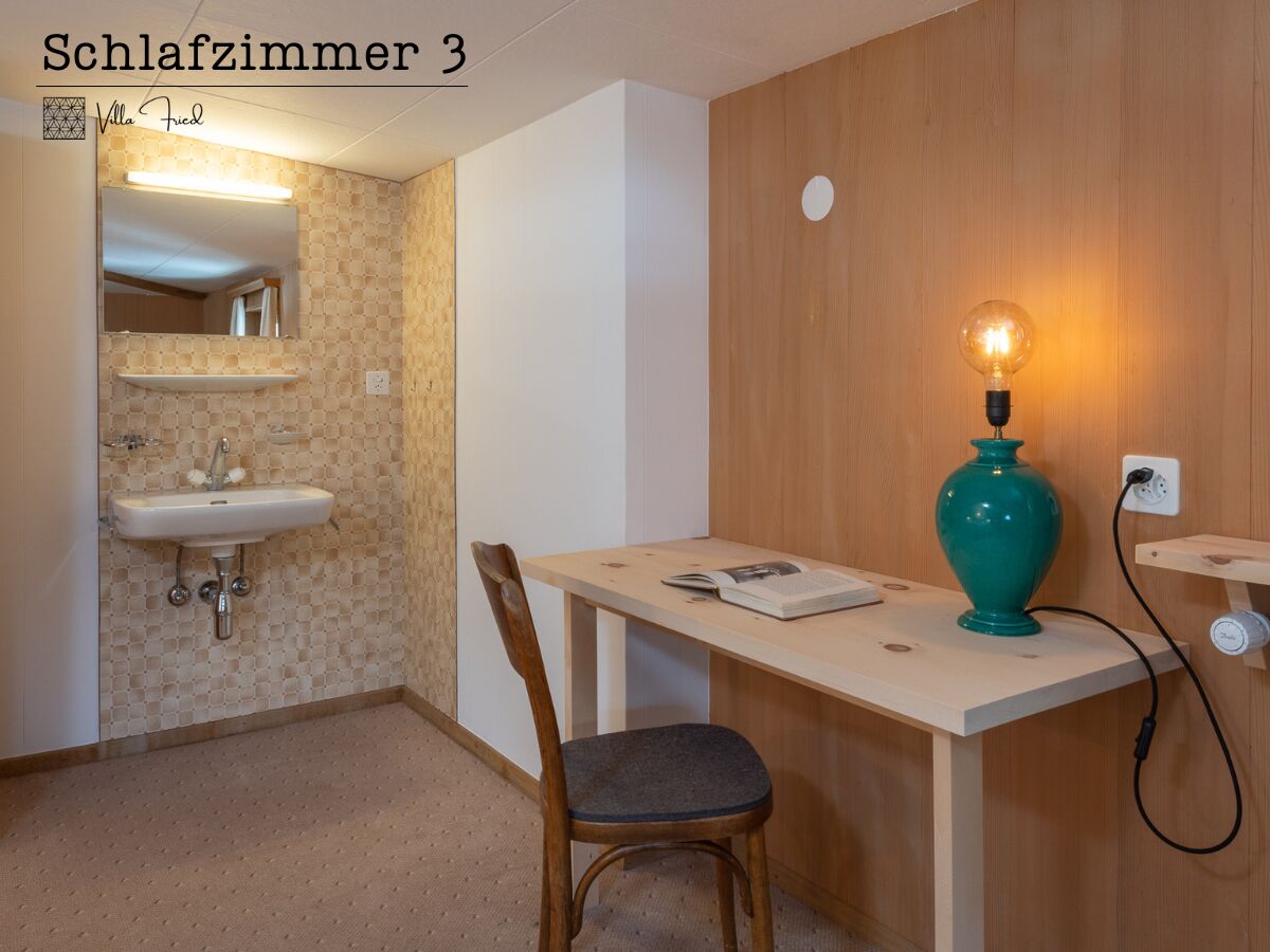 Schlafzimmer 3