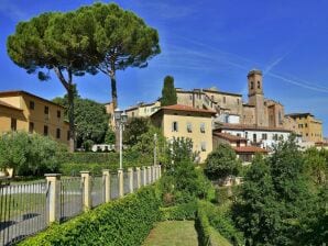 Cottage Historische Villa mit Swimmingpool - Lari - image1