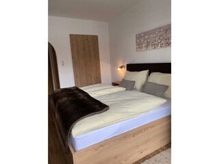 459F61BE-9D8B-4D6C-89AA-E31EACD28102_1_105_c