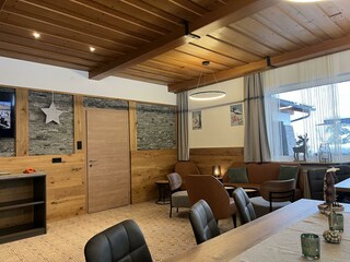 10BC7194-0B7C-4530-B3F0-77678105D293