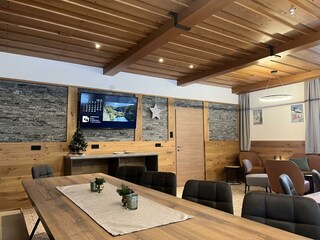 47162C83-E2B0-4944-B9DD-D8522C257618