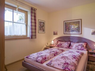 Schlafzimmer 2