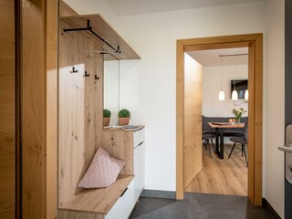 Apart_Theresa_Harter_Landesstrasse_1_Fuegen_Garder