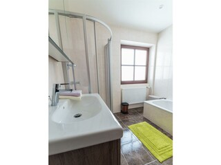 Badezimmer 1.Stock