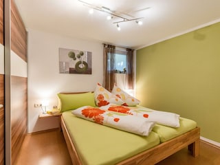 Ferienwohnung_Petra_Imming_16G_Bruck_Schlafzimmer