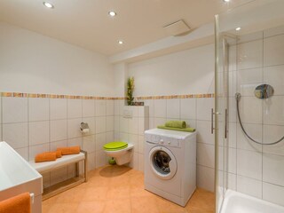 Ferienwohnung_Petra_Imming_16G_Bruck_Badezimmer_1