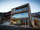 Wiesegg Aussenansicht mit Sauna