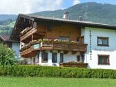 Gästehaus Schroll im Zillertal im Sommer