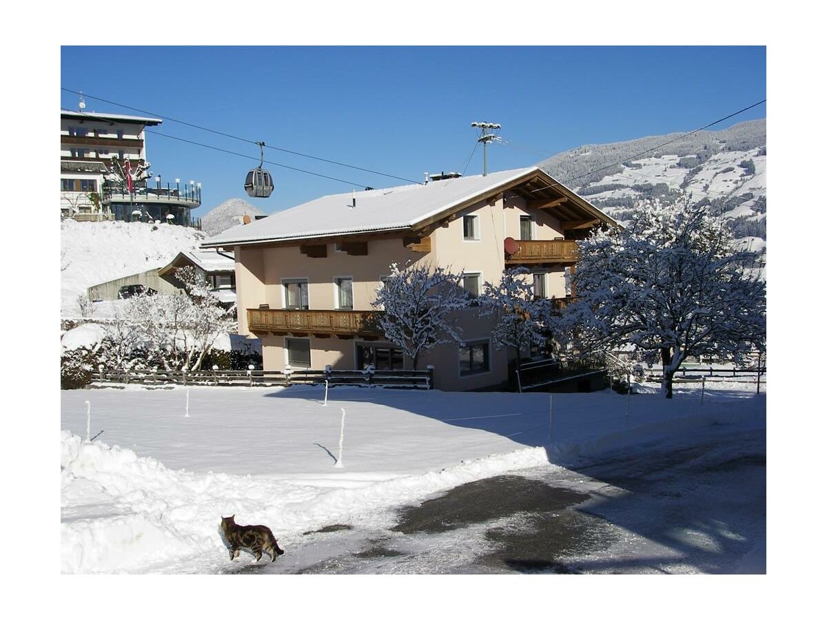 Zillertal-Fügenberg-Landhaus-Kröll-Gästehaus-Winte