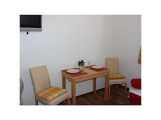 Ferienwohnung-Hollaus-Elisabeth-Stumm-Sitzecke