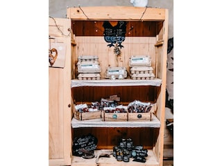 737fbfc0-d1b4-4399-8bb5-3537a7ff5565