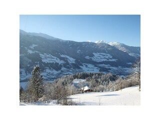 Winterpanorama vom Balkon der Wohnung Enzian
