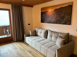 767d21a6-5f56-4986-8f6c-db1bc8633c9e