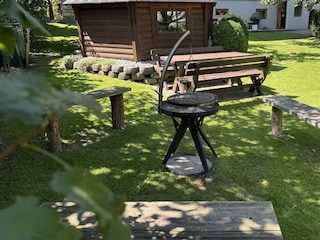 Grillplatz und Lagerfeuer