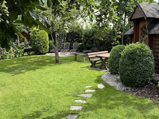 Grillhütte und Trinkwasserbrunnen