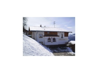 Haus Kammerlander  im Winter