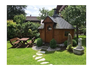 Grillhütte  mit Brunnen