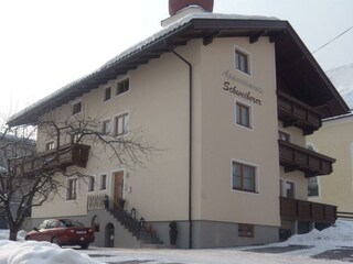 Hausansicht Winter
