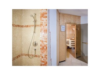 Dusche & Sauna