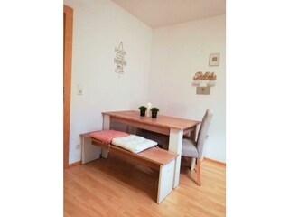 Zillertal-Hart-Ferienwohnung-Mariella-Sitzecke