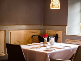 Nester Restaurant005