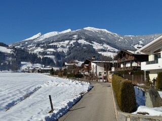 Haus Schatz im Winter