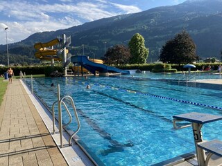 Nur 500 m entfernt - Badewelt Stumm