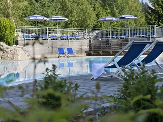 Outdoorpool_03