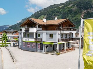 Apart_Hartl_Landstrasse_7_Ried_05_2026_Haus_aussen
