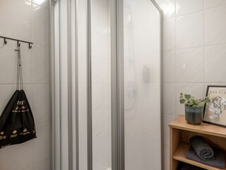 Apart_Hartl_Landstrasse_7_Ried_Apart_Lukas_Badezim