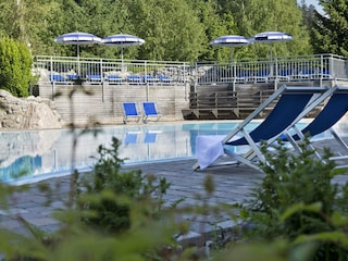 Outdoorpool_03