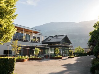 Natuerlich_Hell_Aussenaufnahmen_Juni_2026_11