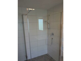 Zillertal_Aschau_Apart Frühmann_Badezimmer_Dusche