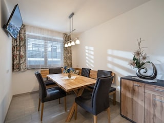 Apart_Fruehmann_Oberwilstrasse_10_Aschau_Eingangsb