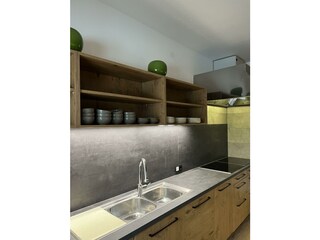 AC29E44C-5355-4BE5-94B9-F897B0A13CF4