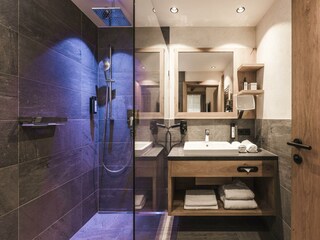 Doppelzimmer mit eigenem Badezimmer