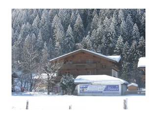 Haus_Winter_Ostseite