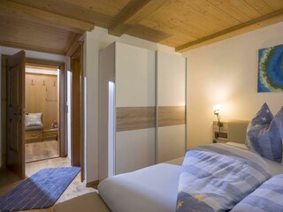 Fewo_Hauser_Dorfstr_93_Aschau_07_2018_Schlafzimmer