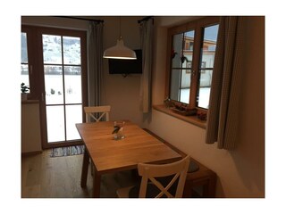 Esstisch im Wohnzimmer