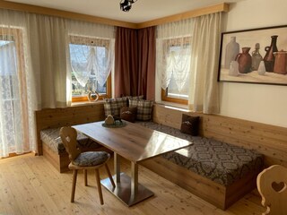 2f38040a-823d-4727-a102-59828a236d40