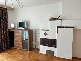 3b813245-4a44-4af9-928f-261aa7a4a3ae