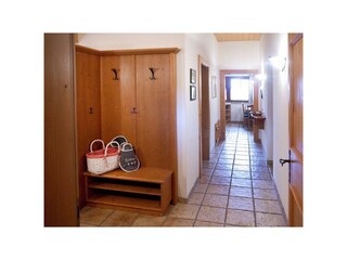 Brixnerhof Talblick Hausgang