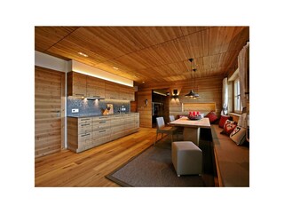 voll ausgestattete Küchenzeile