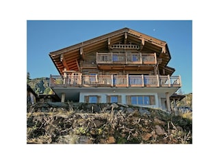 Chalet im Sommer