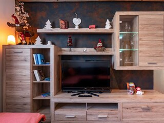 Zillerstuebchen_wohnzimmer_Fernseher_Zillertal